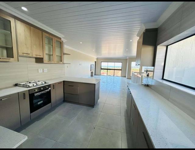 3 BEDROOM HOUSE FOR SALE IN ISLAND VIEW